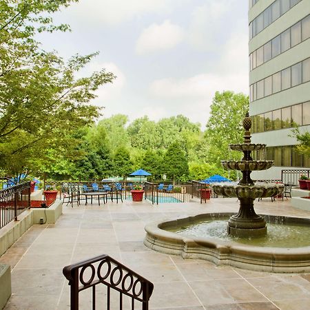 Doubletree By Hilton South Charlotte Tyvola Hotel Екстериор снимка