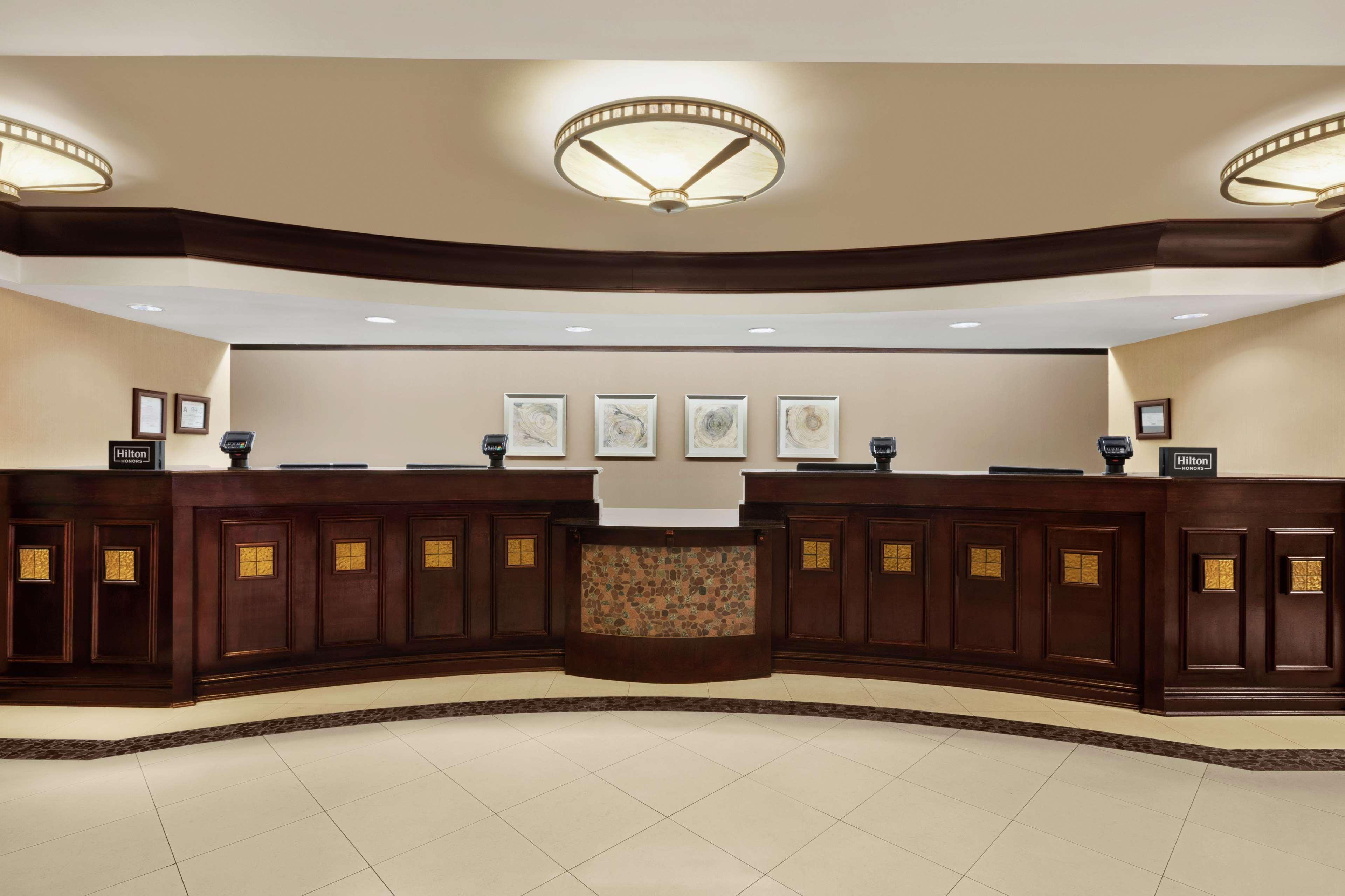 Doubletree By Hilton South Charlotte Tyvola Hotel Екстериор снимка