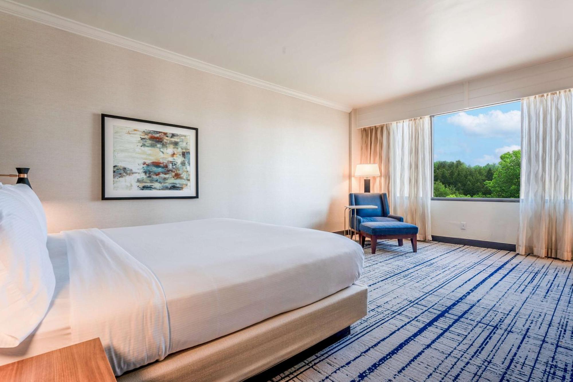 Doubletree By Hilton South Charlotte Tyvola Hotel Екстериор снимка