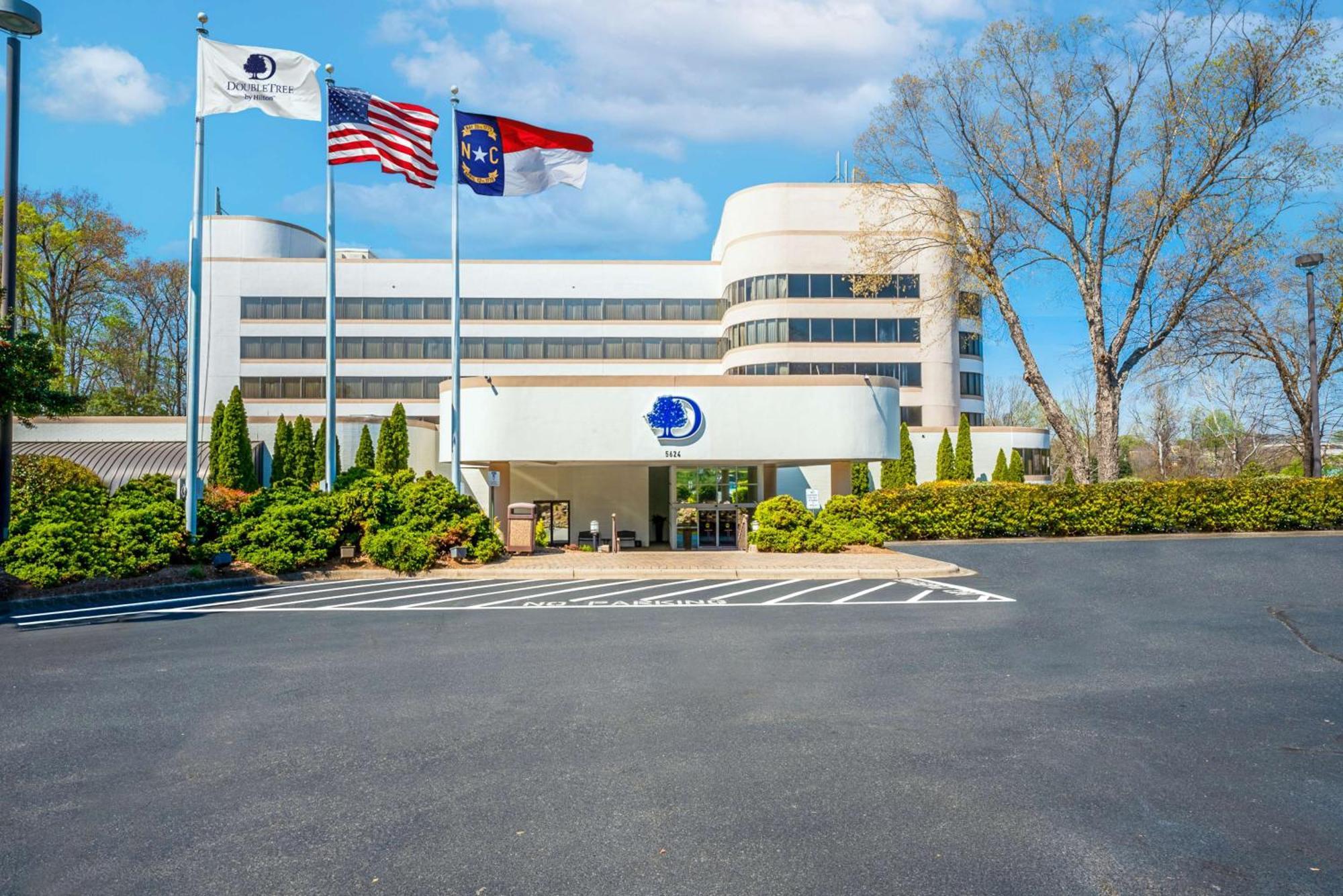 Doubletree By Hilton South Charlotte Tyvola Hotel Екстериор снимка