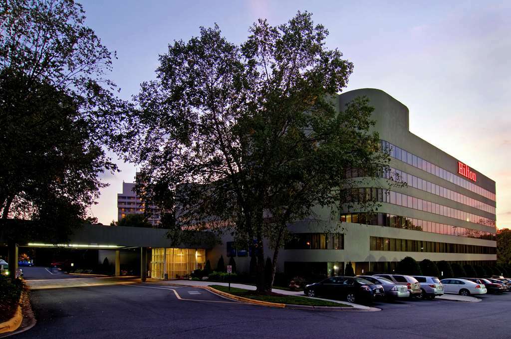 Doubletree By Hilton South Charlotte Tyvola Hotel Екстериор снимка